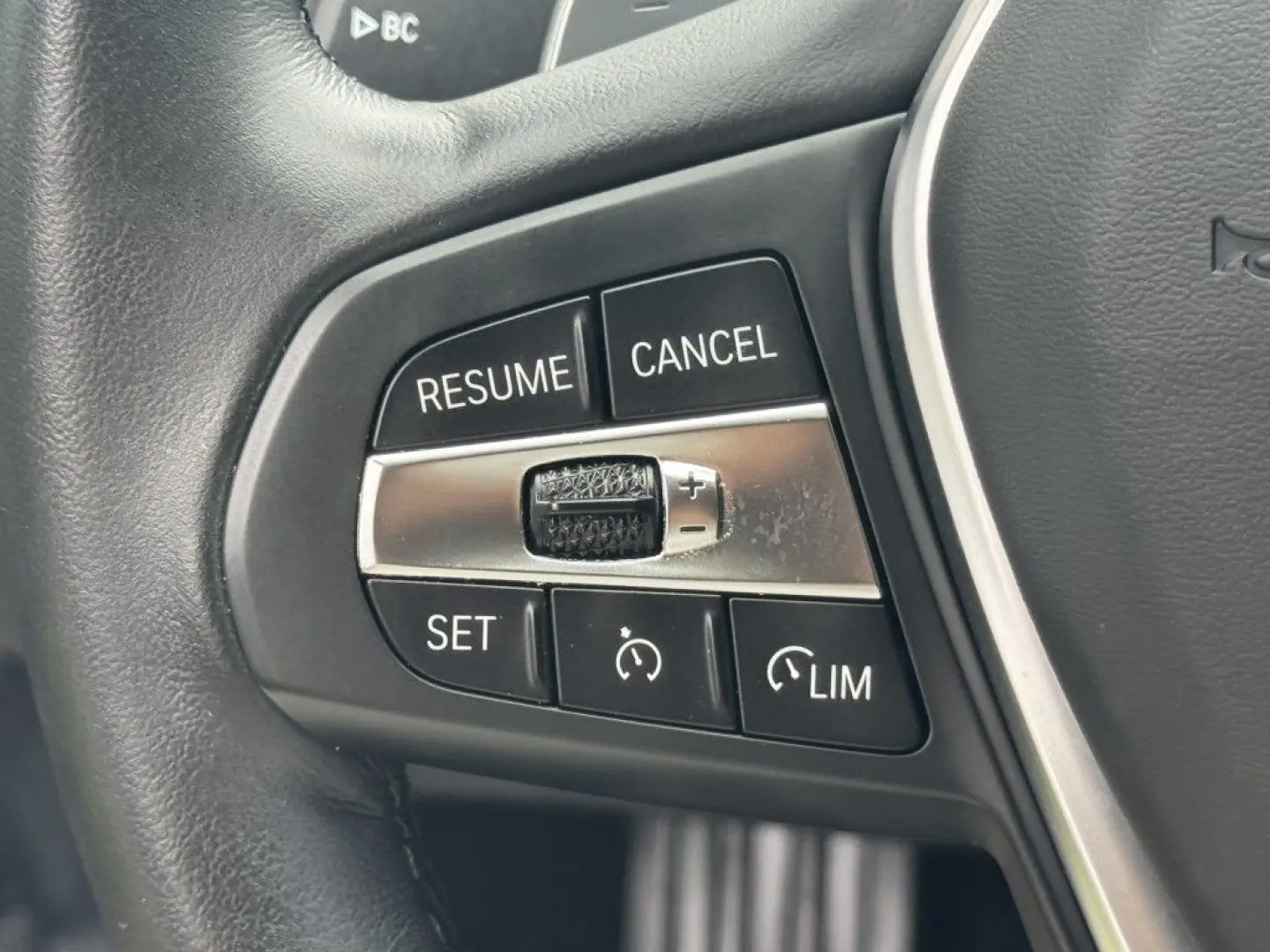 320 d xDrive Aut. / Curved Display / TOTW. 
