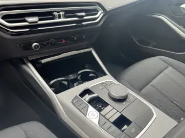 320 d xDrive Aut. / Curved Display / TOTW. 
