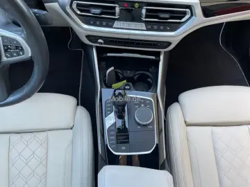 330e xDrive Laser/Hud/HK/Keyless/Sunroof/Ambiental