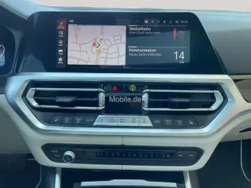 330e xDrive Laser/Hud/HK/Keyless/Sunroof/Ambiental