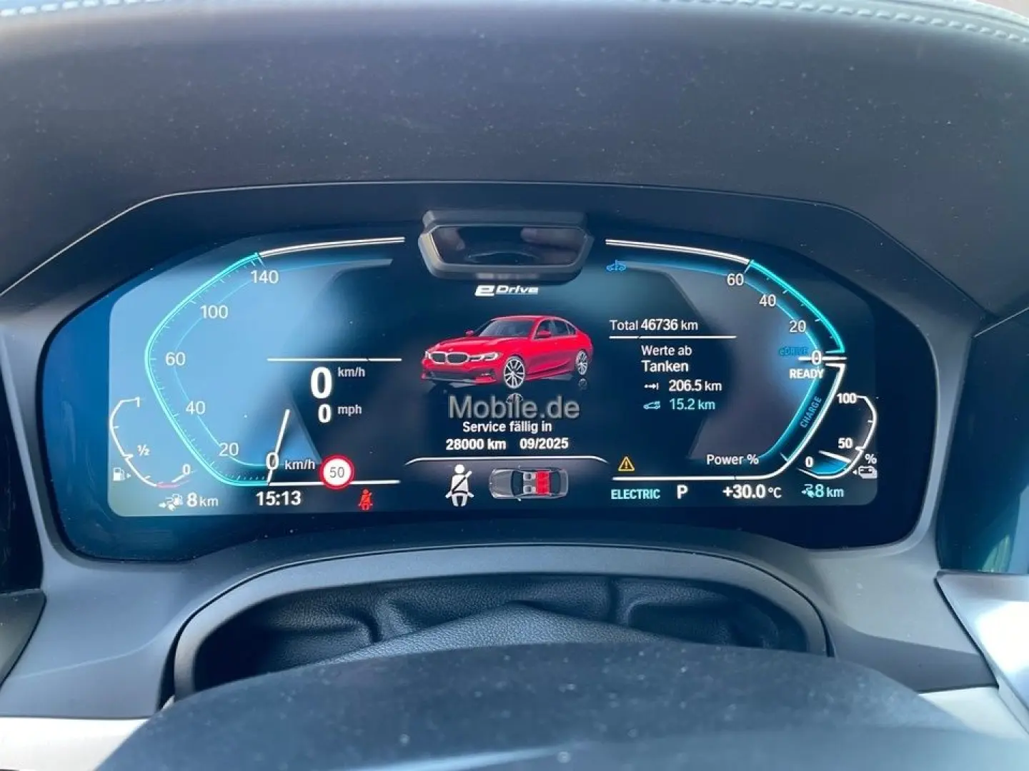 330e xDrive Laser/Hud/HK/Keyless/Sunroof/Ambiental