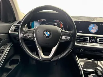 320d xDrive Luxury Line LiCoPro PA LED AHK Navi