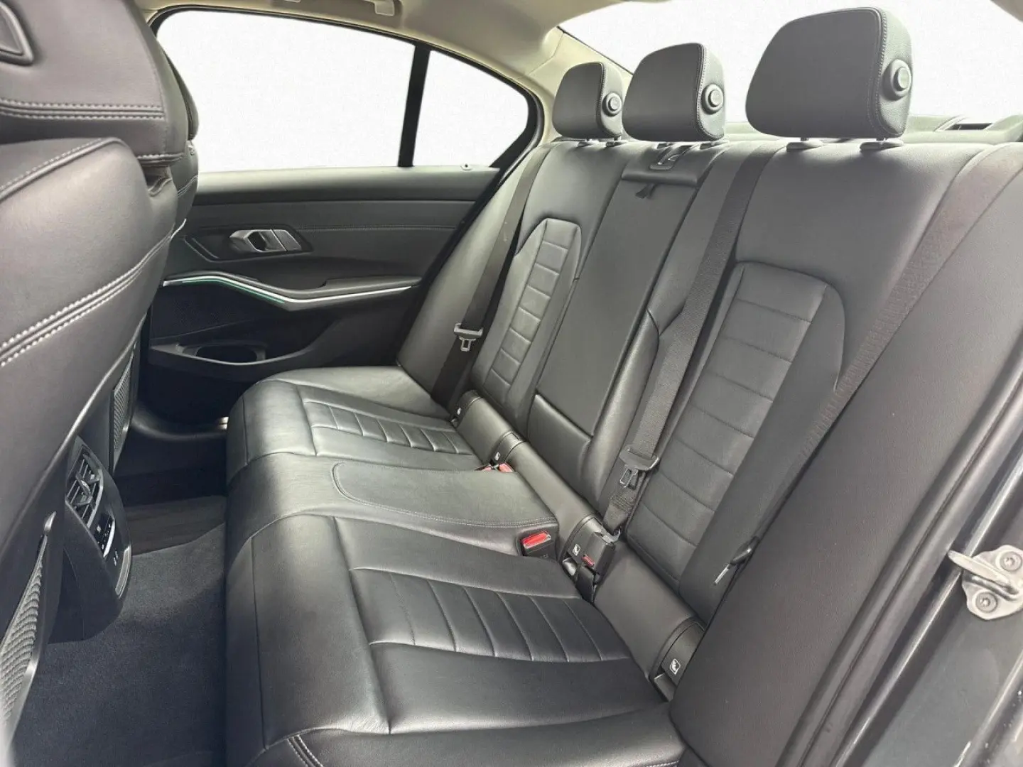 320d xDrive Luxury Line LiCoPro PA LED AHK Navi