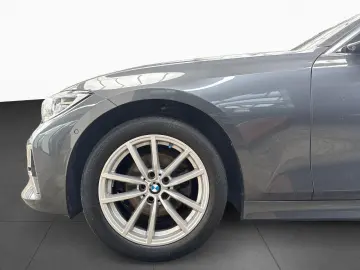 320d xDrive Luxury Line LiCoPro PA LED AHK Navi