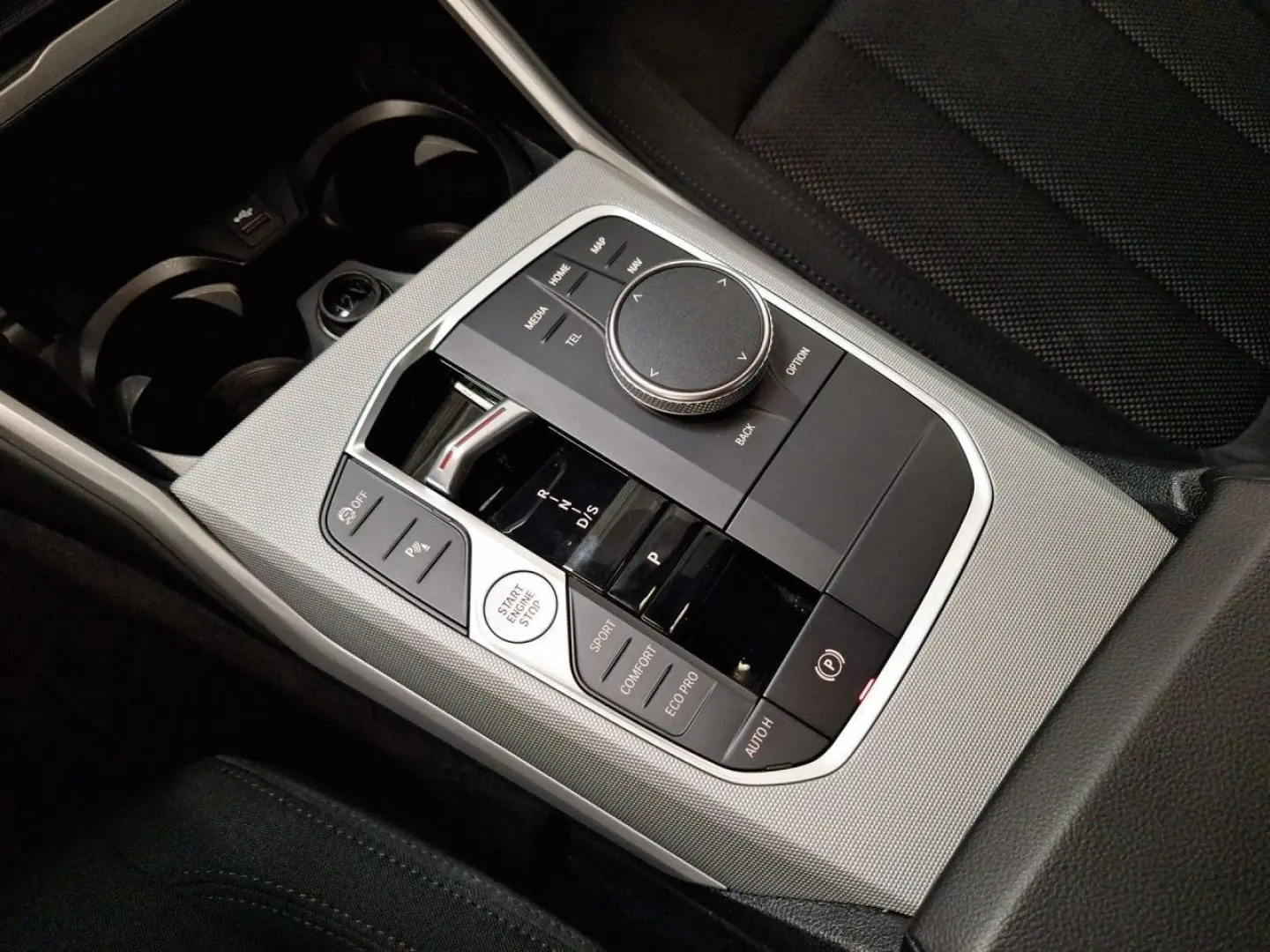 320d xDrive Limousine HUD RFK AHK LCP Tempomat