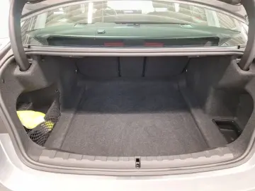 320d xDrive Limousine HUD RFK AHK LCP Tempomat