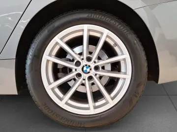 320d xDrive Limousine HUD RFK AHK LCP Tempomat