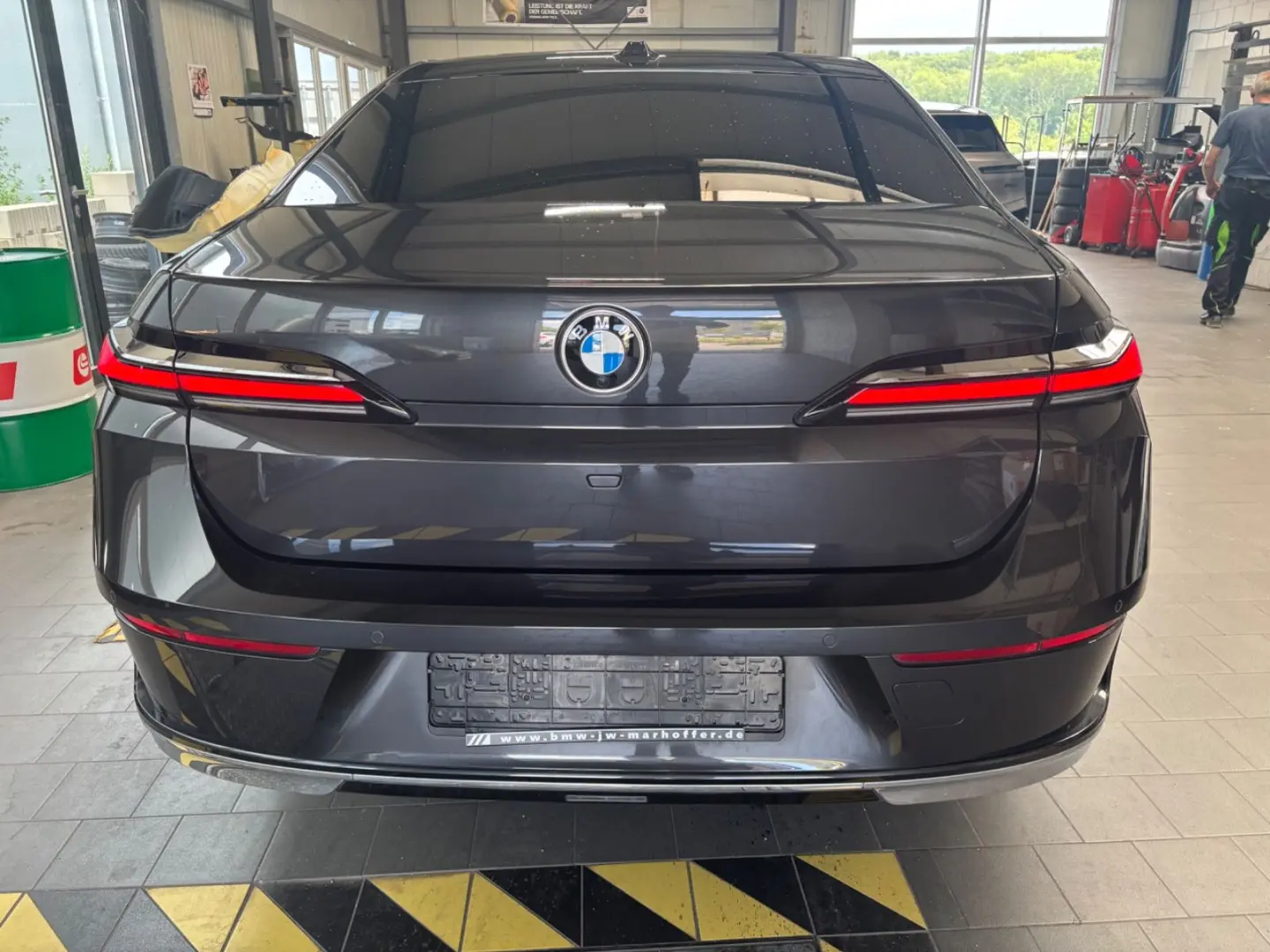 740 d xDrive  Cinema TV+Lounge Individualleder