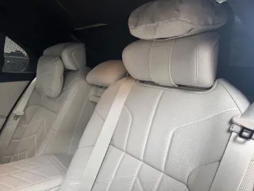 740 d xDrive  Cinema TV+Lounge Individualleder