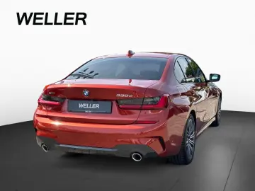 330e xDrive M SPORT Sportpaket Bluetooth HUD PDC