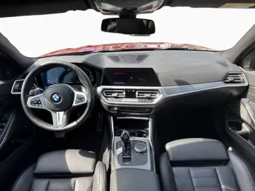 330e xDrive M SPORT Sportpaket Bluetooth HUD PDC