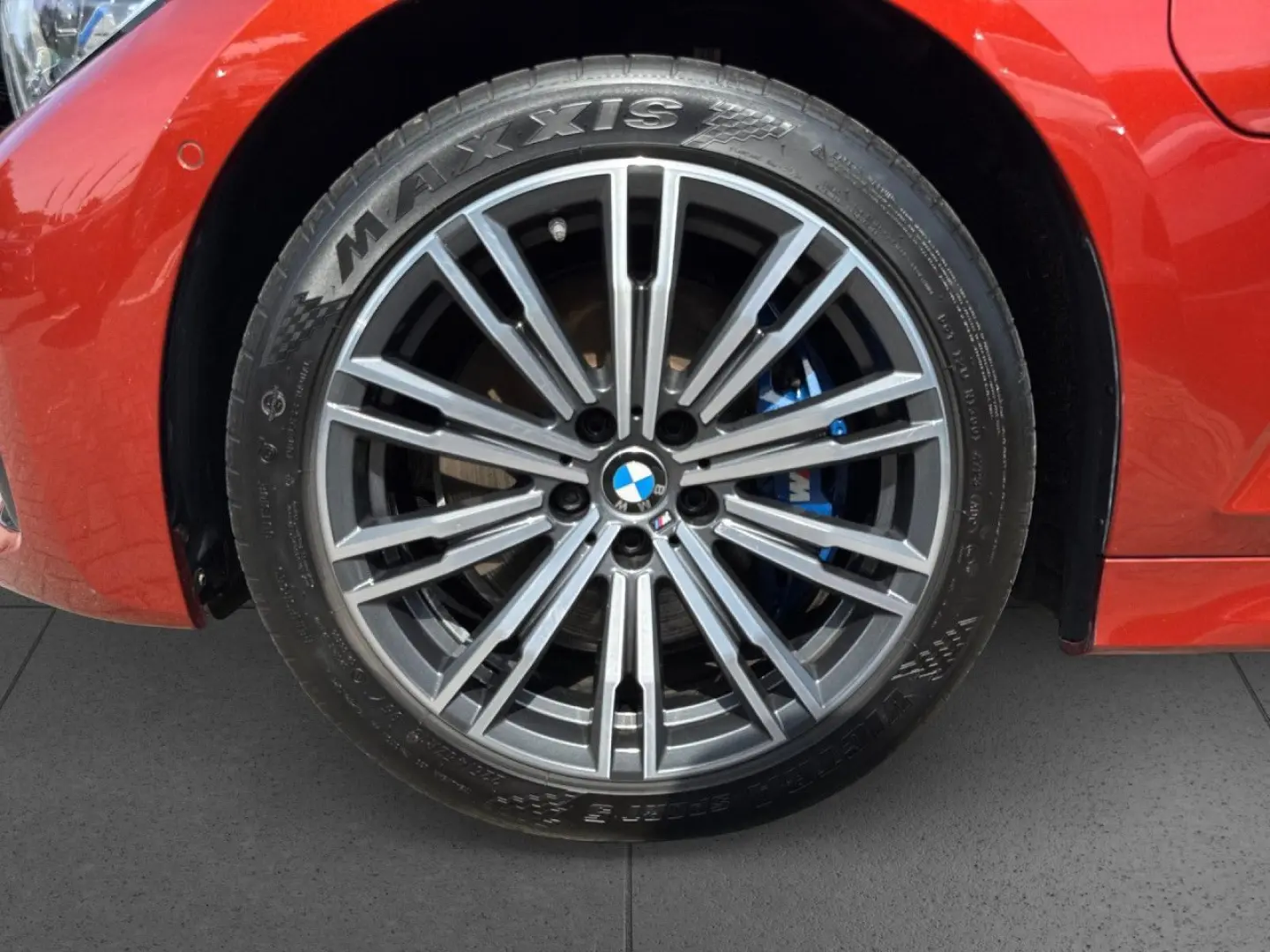 330e xDrive M SPORT Sportpaket Bluetooth HUD PDC
