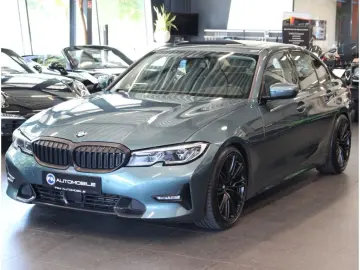 330 d xDrive Sport Line HUD Laser M3 Felgen