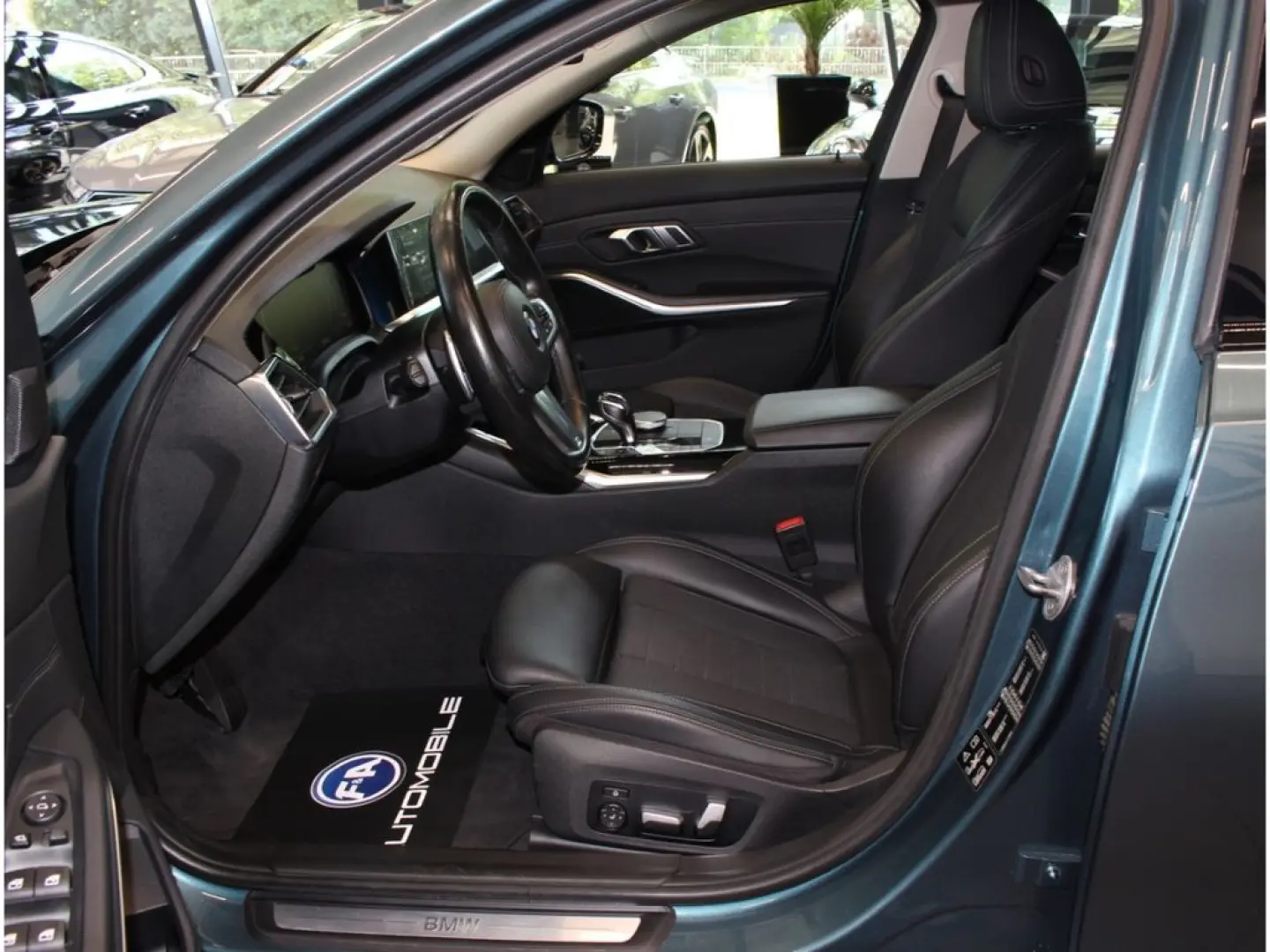 330 d xDrive Sport Line HUD*Laser*M3 Felgen