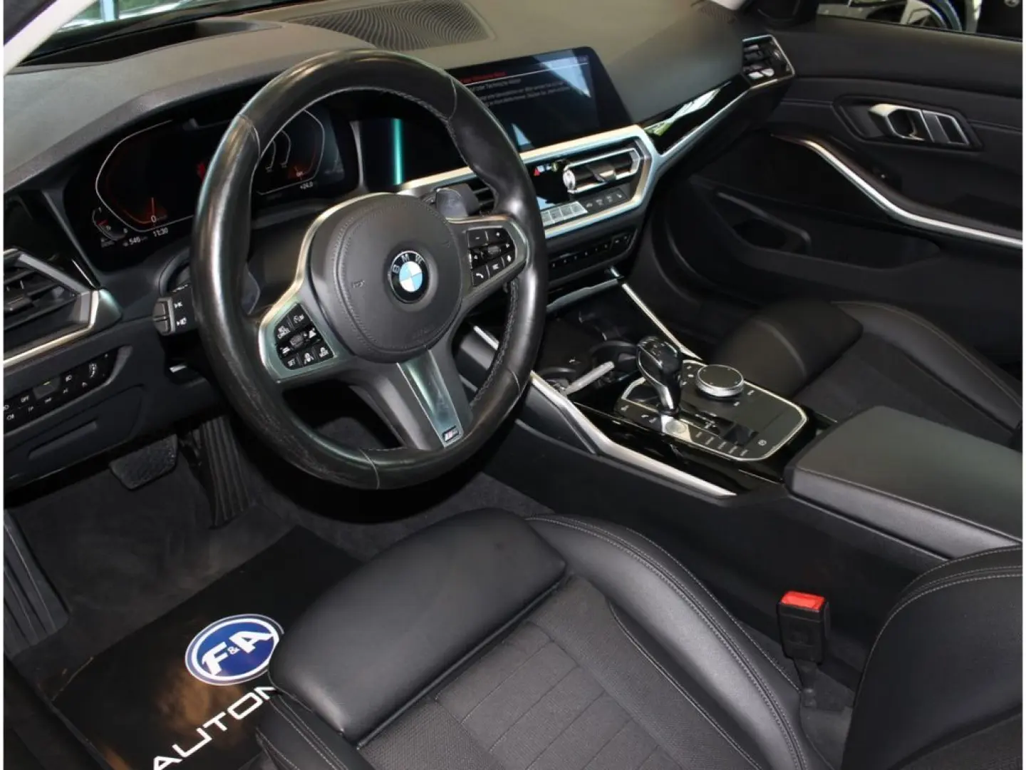 330 d xDrive Sport Line HUD*Laser*M3 Felgen