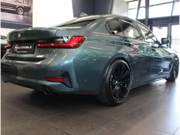330 d xDrive Sport Line HUD*Laser*M3 Felgen