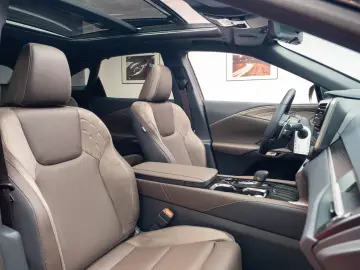 Lexus RX450H+ Luxury - Model 2025 - Auto NOU