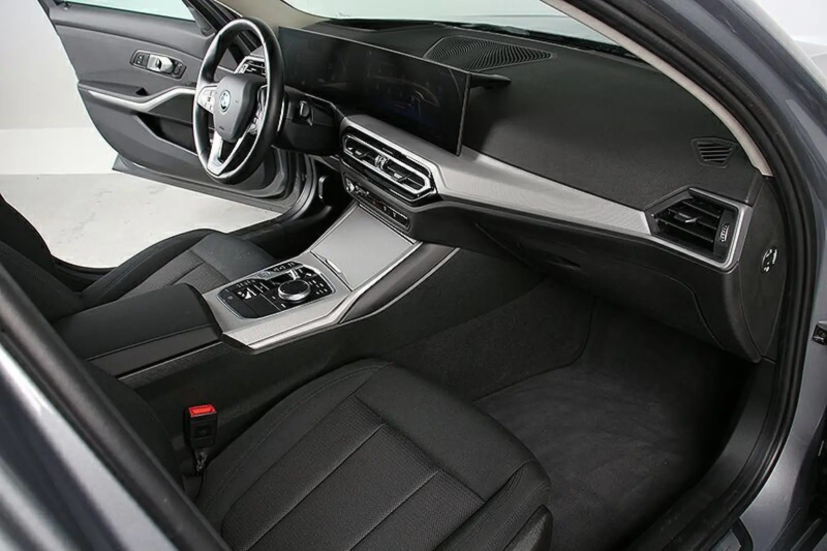 330e xDr Widescreen LED HiFi HuD Kamera el.Sitze