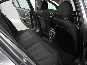 330e xDr Widescreen LED HiFi HuD Kamera el.Sitze