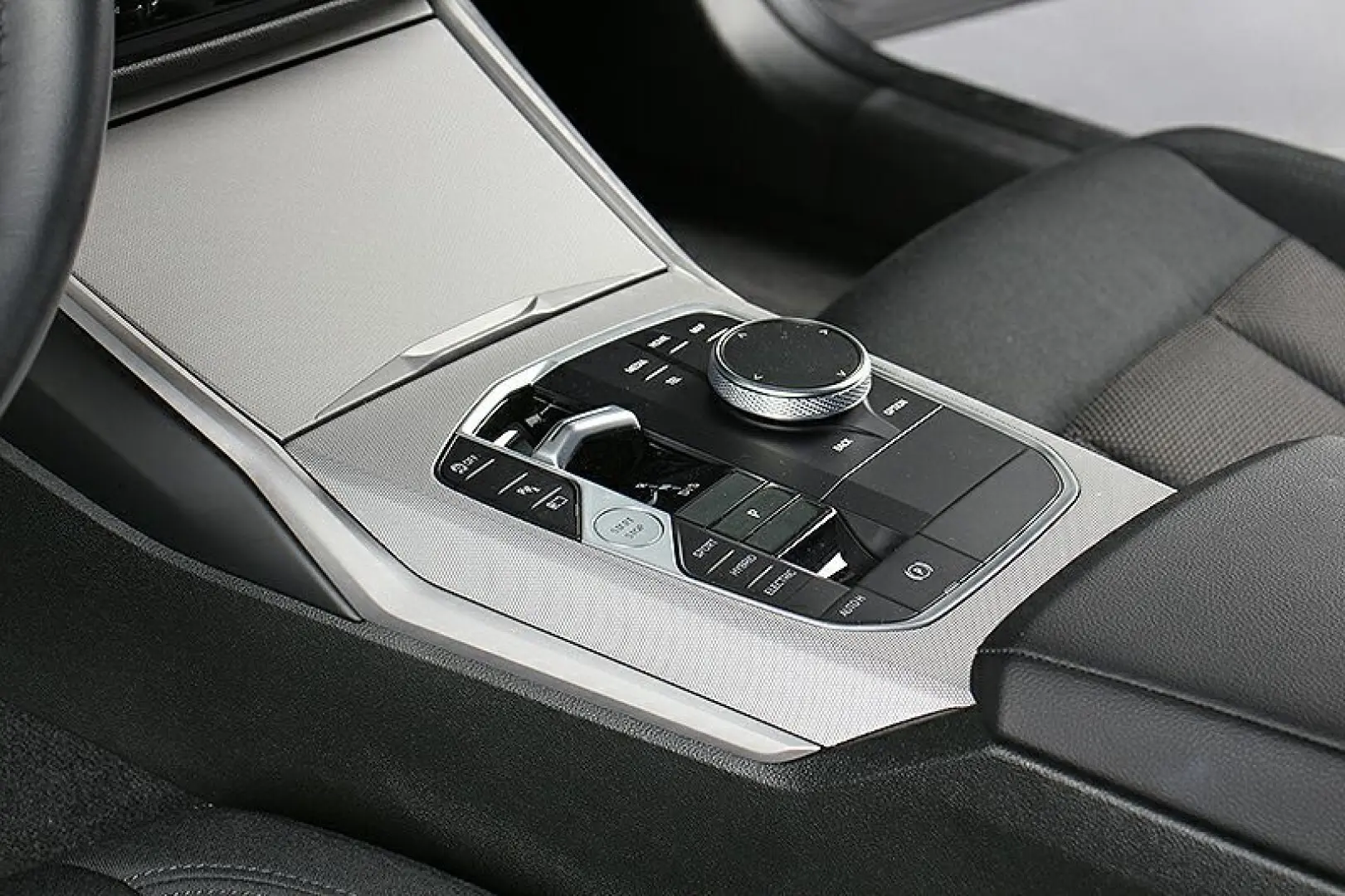 330e xDr Widescreen LED HiFi HuD Kamera el.Sitze