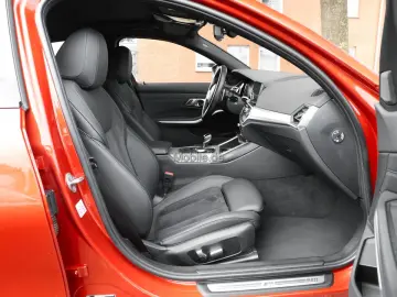 330e xDrive M Sport HUD AHK Laser 19