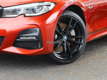 330e xDrive M Sport HUD AHK Laser 19
