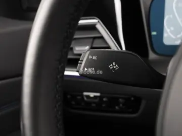 330e xDrive M Sport HUD AHK Laser 19
