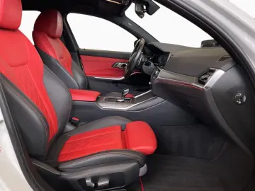 320iA xDrive M Sport - HUD,ACC,HiFI,AHK,Standhzg