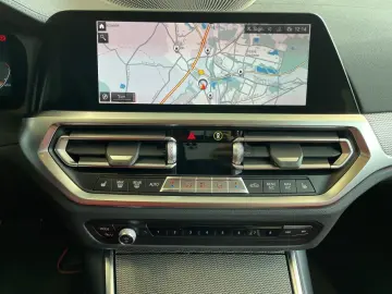 320iA xDrive M Sport - HUD,ACC,HiFI,AHK,Standhzg