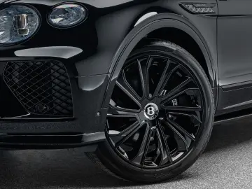 Bentayga EWB Mulliner V8