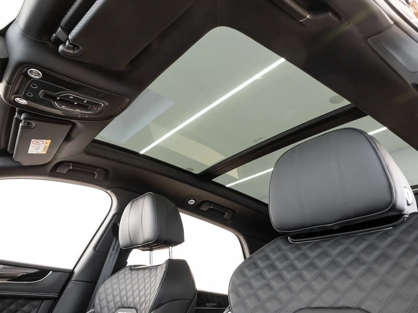 Bentayga V8 S Duo-Tone MULLINER BENTLEY MANNHEIM