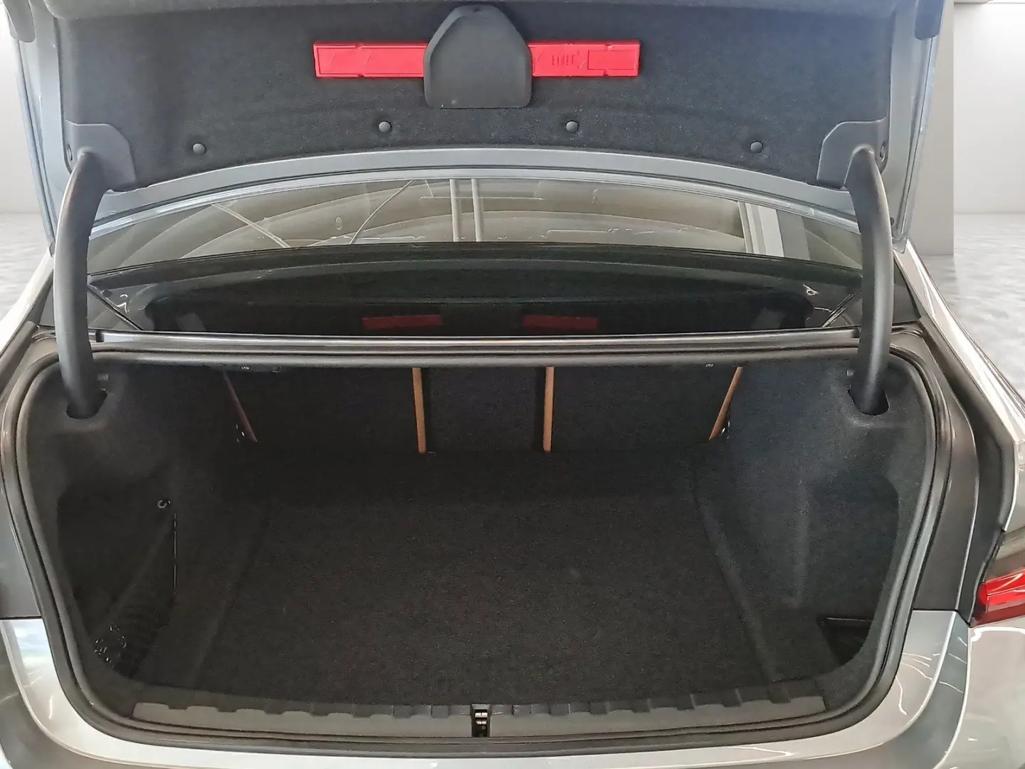 320i xDrive Limousine AHK LiveCockpitProf HiFi