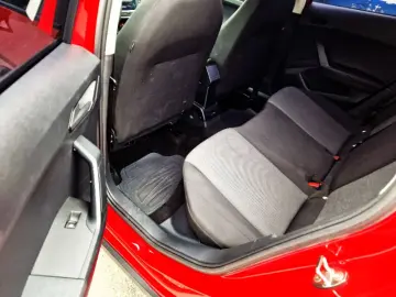SEAT ARONA 1.0 TSI 95CP Style