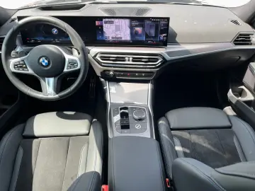 320i xDrive M Sport HUD,AdapLED,LCPro,eSitze,ACC