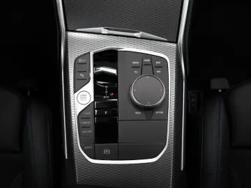 320d xDrive M Sport*ShadowLine*Widescreen*Kamera