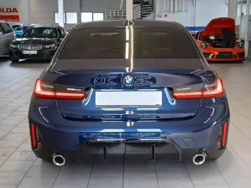 320d LIMO M-SPORT xDRIVE WIDESCREEN GLASDACH PDC