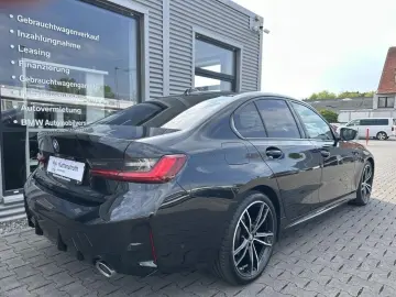 320d xDrive MSport HIFI ACC Glasdach Carbon