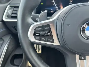 320d xDrive MSport HIFI ACC Glasdach Carbon
