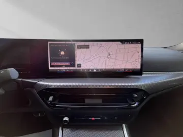 320i xDrive Facelift M Sport ACC HUD 360°