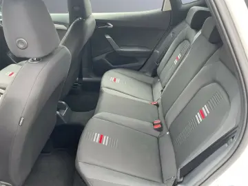Arona FR 1.0 TSI Klima SH LM GRA APS Kamera DAB