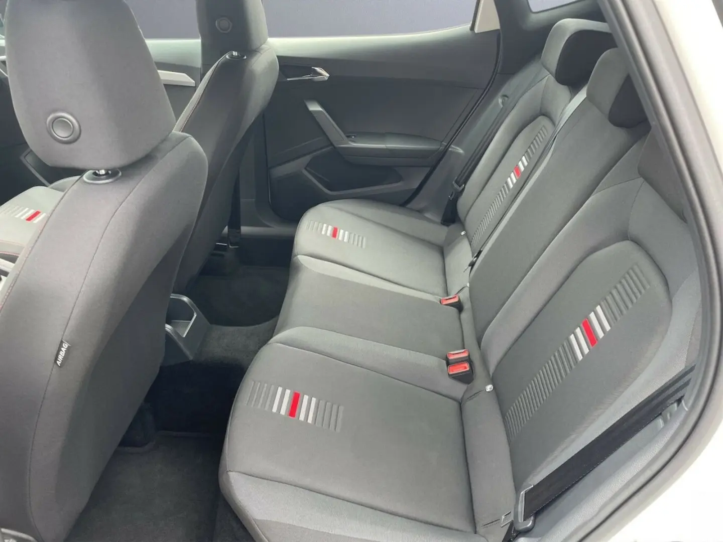 Arona FR 1.0 TSI Klima SH LM GRA APS Kamera DAB
