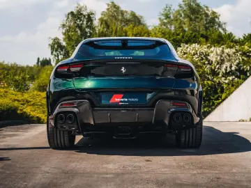 Purosangue Verde Zeltweg / Carbon / Design Spec.