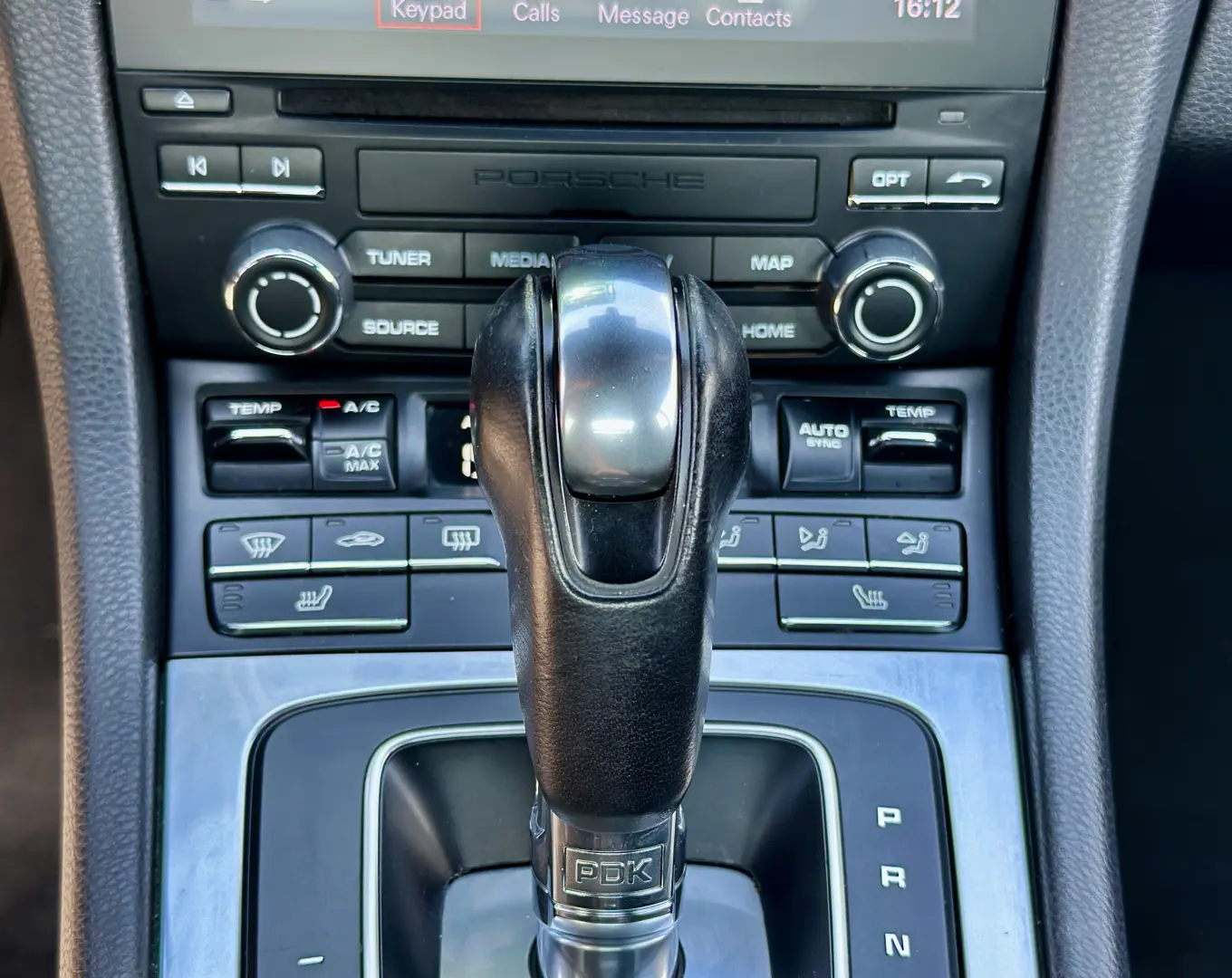 Porsche 718 Cayman 300HP / Sc.+Volan Incalzite/ PCC/ 2xClima