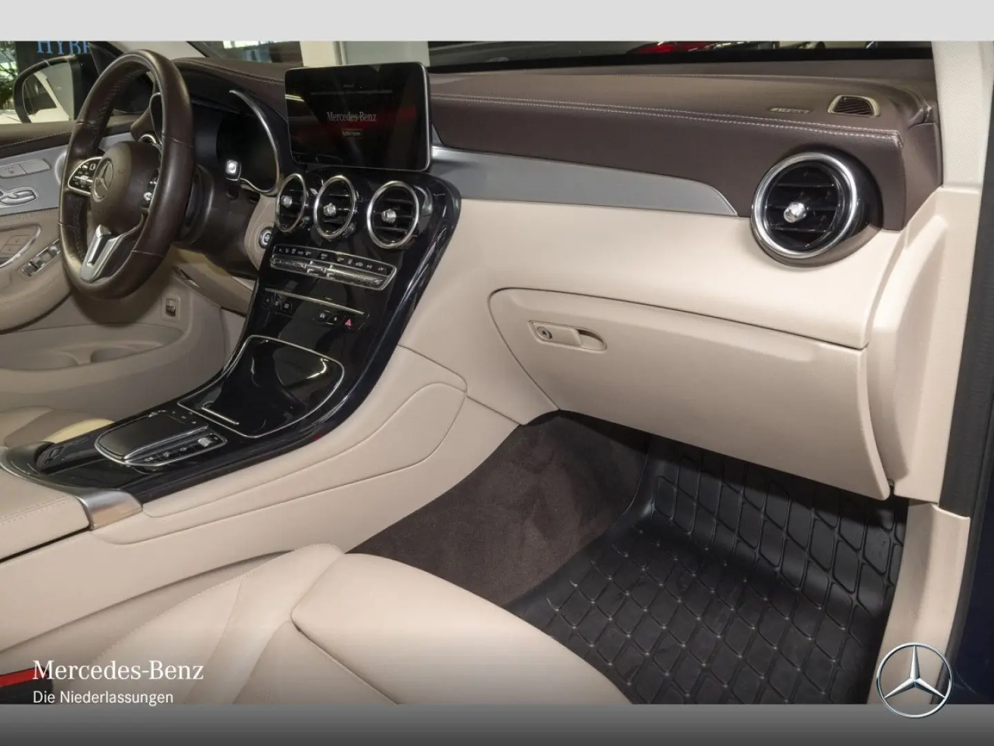GLC 300 de 4M Coupe SHD/HUD/DigiDispl/Memo/AdvAs