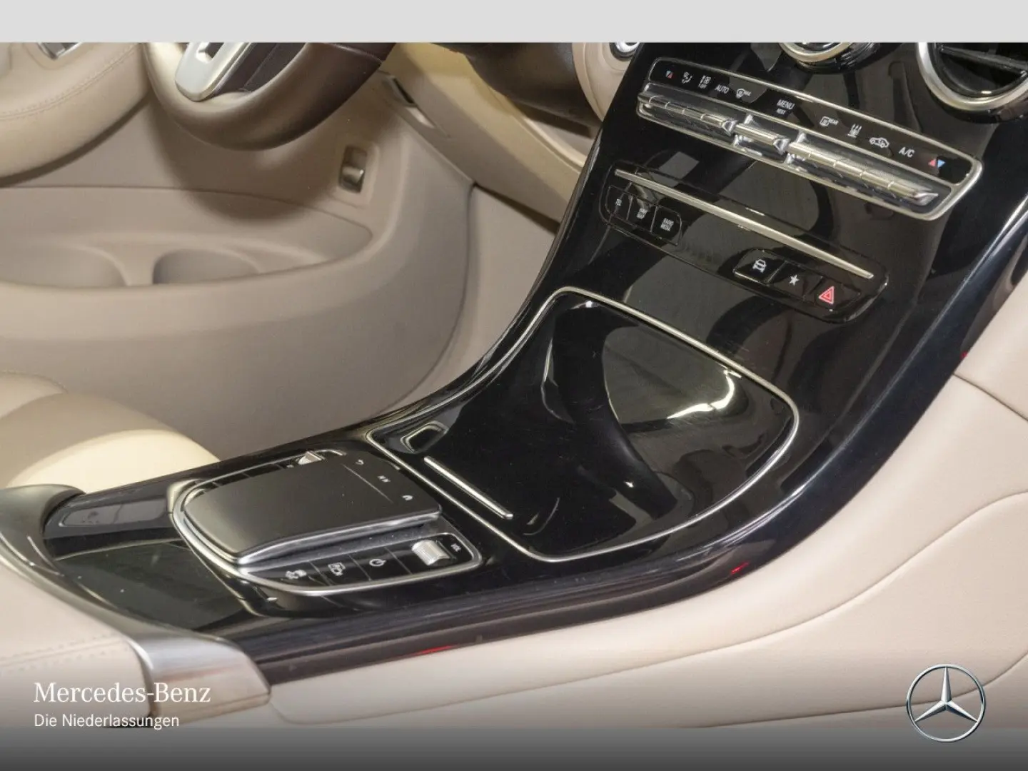 GLC 300 de 4M Coupe SHD/HUD/DigiDispl/Memo/AdvAs