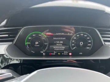 Q8 Sportback s line 21*MATRIX*LEDER*NAVI*AHK
