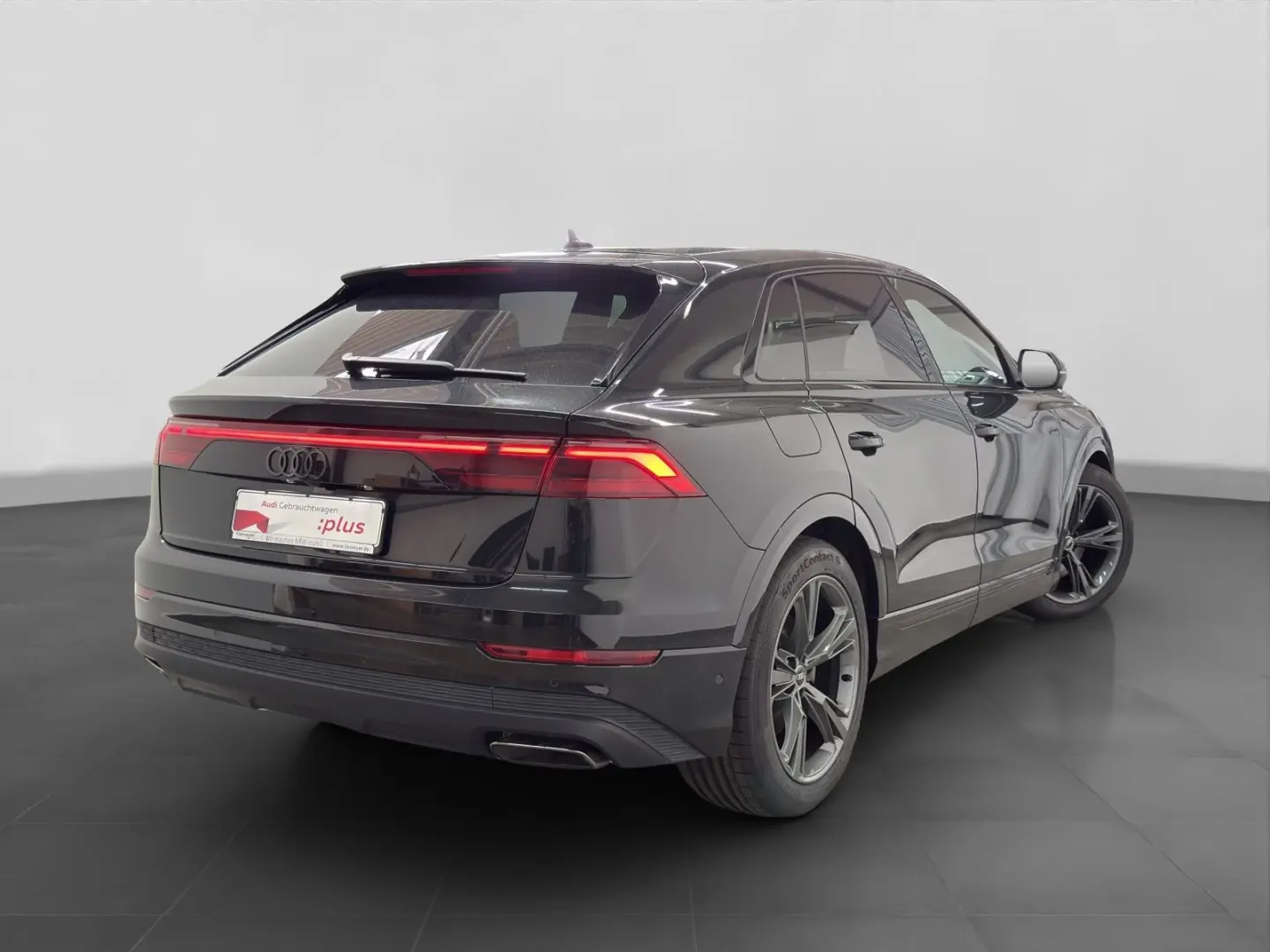 Q8 55 TFSI e Q UPE114 LM21 OPTIK-PKT AHK HuD MEM
