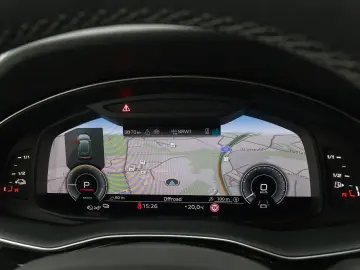 Q8 55 TFSI e Q UPE114 LM21 OPTIK-PKT AHK HuD MEM