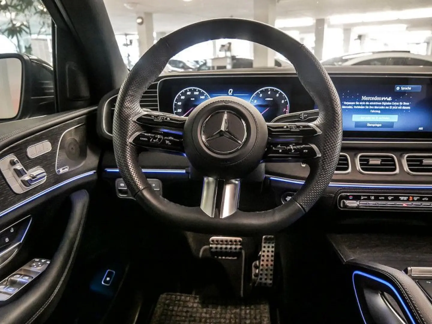 GLE 580 4M , BURM AMG PREMIUM NIGHT DISTR PANO