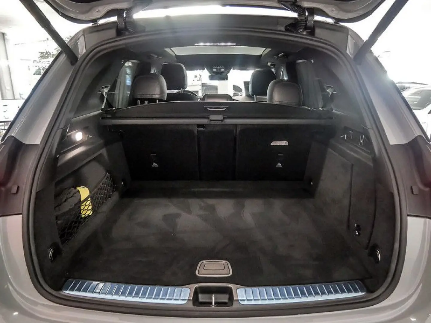 GLE 580 4M , BURM AMG PREMIUM NIGHT DISTR PANO